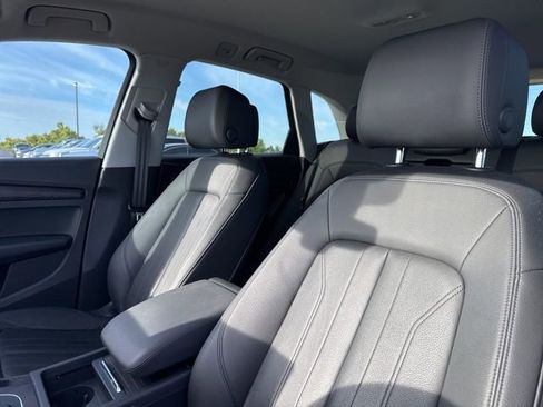 Used 2020 Audi Q5 2.0T Premium w/ Convenience Package image 14