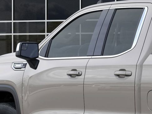 New 2026 GMC Sierra 1500 SLE image 36
