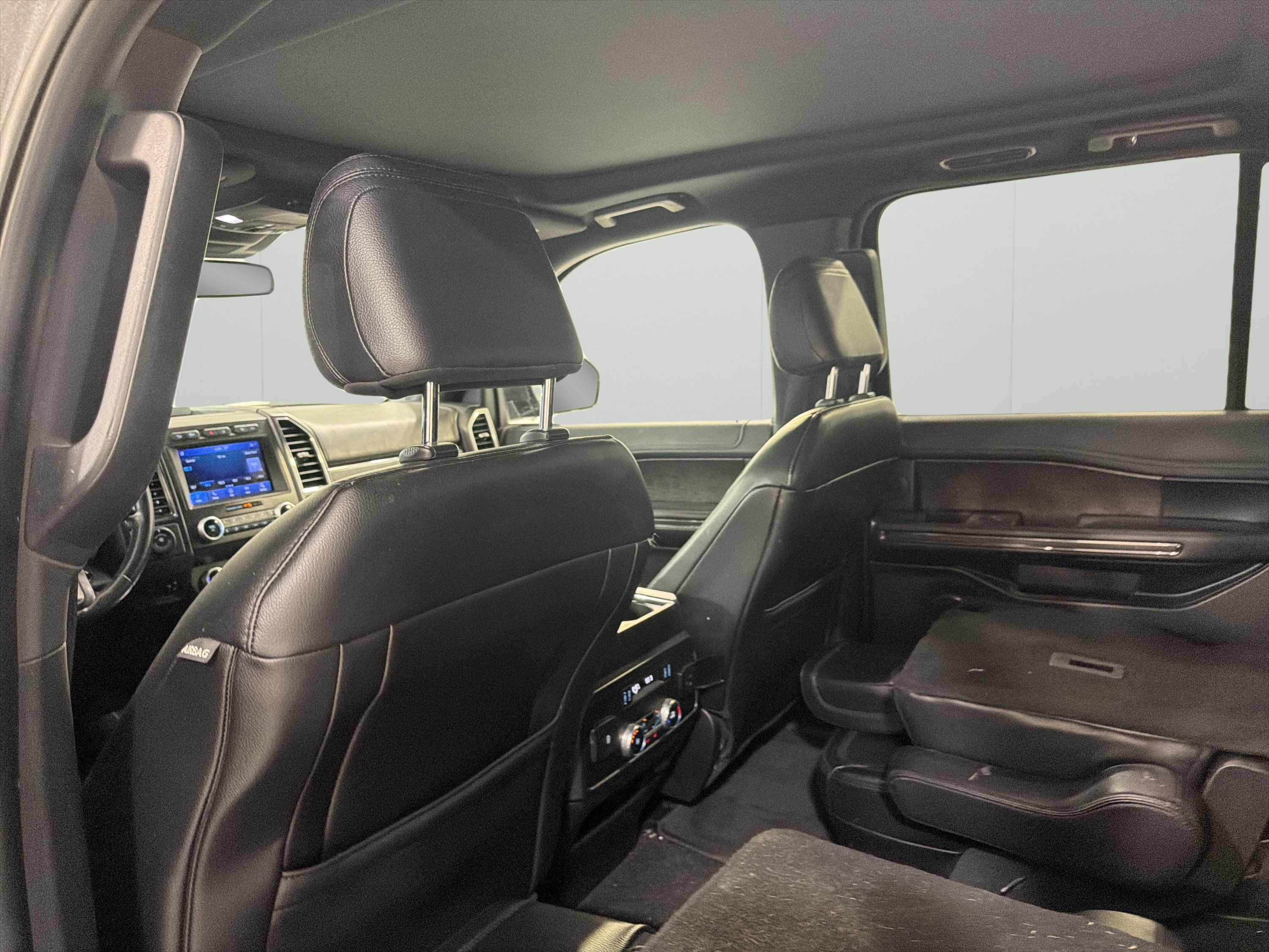 Used 2021 Ford Expedition Max Limited AWD/4WD image 11