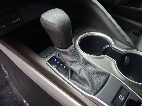 Certified 2021 Toyota Camry LE AWD/4WD image 10