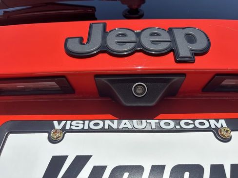 Used 2021 Jeep Renegade Trailhawk w/ Sun & Sound Group AWD/4WD image 15