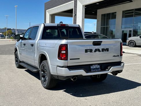 New 2026 RAM 1500 Big Horn AWD/4WD image 4