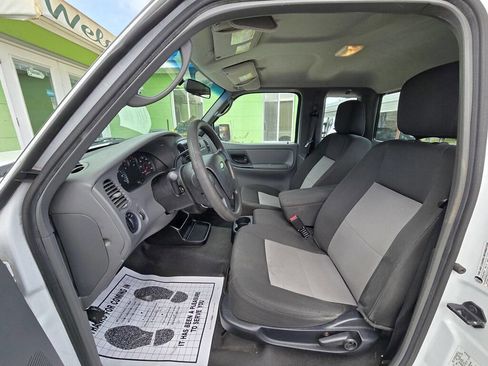 Used 2010 Ford Ranger XL image 12