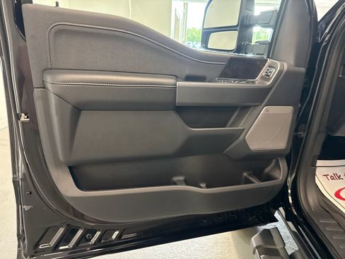 New 2026 Ford F250 Lariat w/ Black Appearance Package AWD/4WD image 14