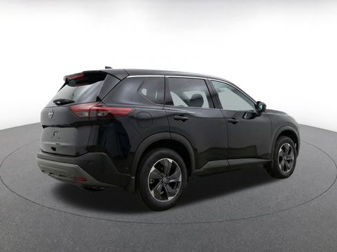 Used 2025 Nissan Rogue SV FWD image 9