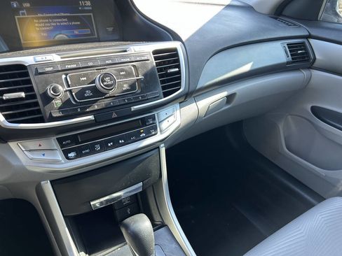 Used 2014 Honda Accord LX image 17