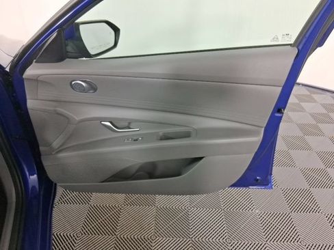 Used 2023 Hyundai Elantra SEL w/ Cargo Package FWD image 23