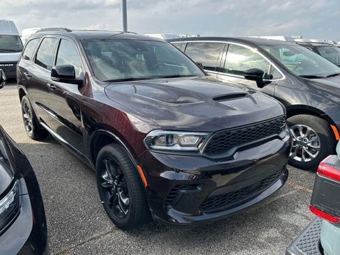 Used 2025 Dodge Durango GT image 1