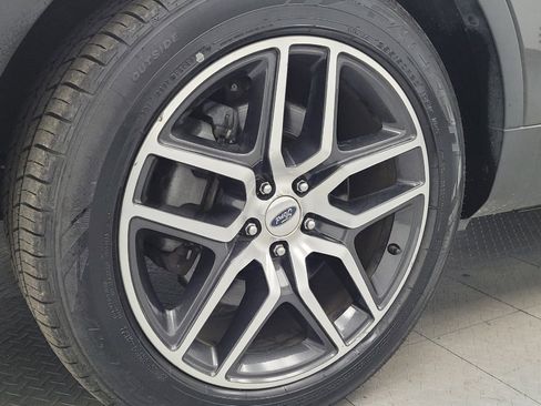 Used 2017 Ford Explorer Sport image 31