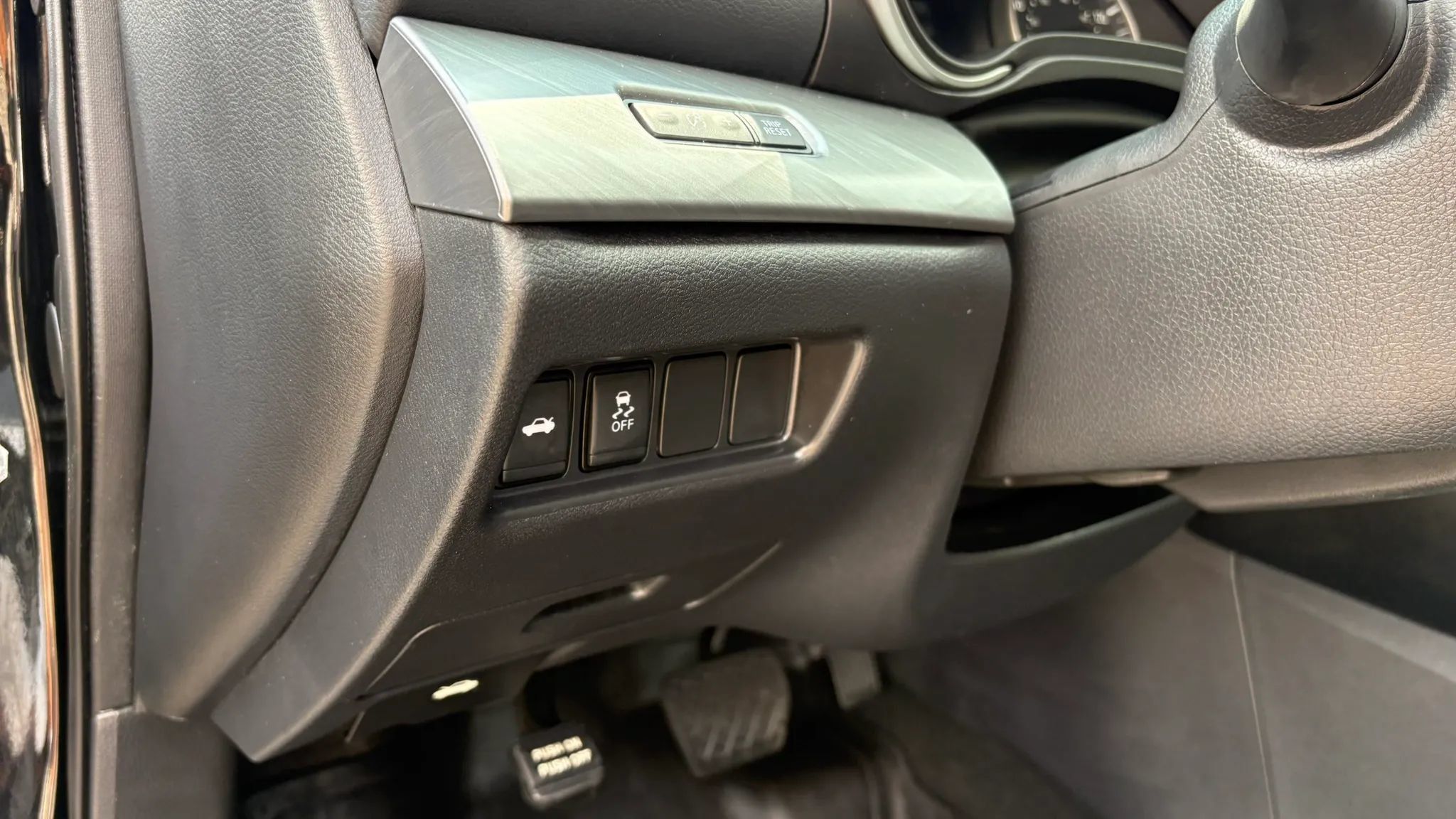 Used 2017 Nissan Maxima 3.5 SV FWD image 17