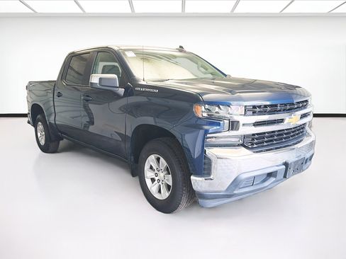 Used 2019 Chevrolet Silverado 1500 LT w/ All-Star Edition image 3
