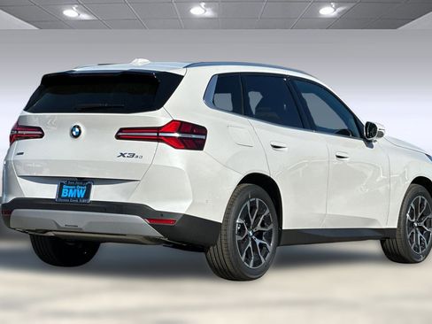 Used 2026 BMW X3 xDrive30 w/ Premium Package image 9