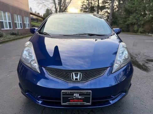 Used 2013 Honda Fit image 2