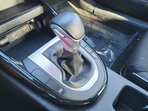 Used 2024 Kia Forte GT-Line image 23