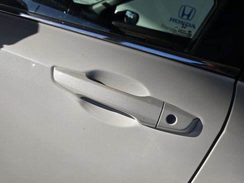 Used 2021 Honda CR-V EX image 26