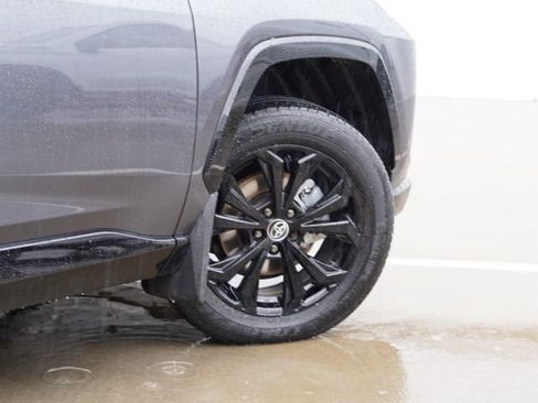 Certified 2025 Toyota RAV4 SE image 8