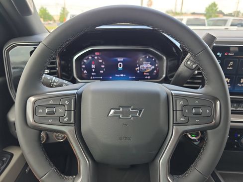 New 2026 Chevrolet Silverado 2500 ZR2 w/ LPO, Dark Essentials Package AWD/4WD image 19