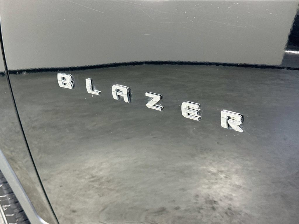 Used 2019 Chevrolet Blazer LT AWD/4WD image 28