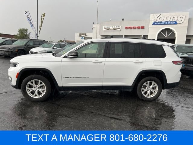 Used 2023 Jeep Grand Cherokee L Limited AWD/4WD image 2