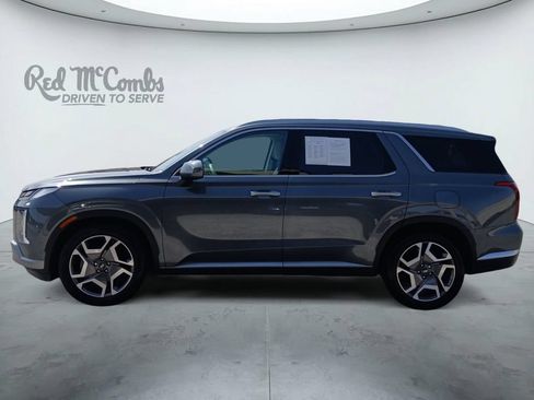 Used 2024 Hyundai Palisade Limited FWD image 2