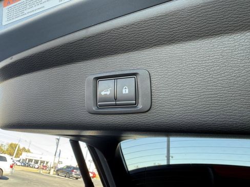 Used 2023 Mitsubishi Outlander SEL 40th Anniversary image 55