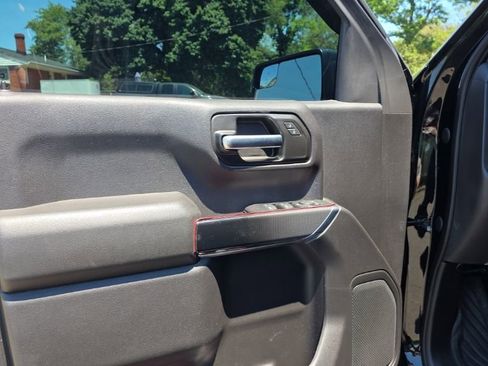 Used 2021 Chevrolet Silverado 1500 Custom Trail Boss w/ Midnight Edition AWD/4WD image 27