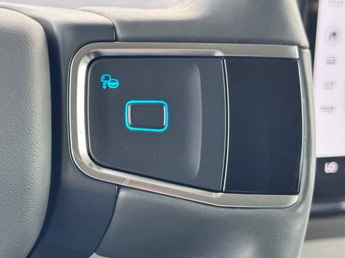 Used 2025 Ford Expedition Active RWD image 10