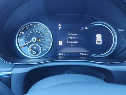 Used 2025 Genesis GV70 3.5T Sport w/ Sport Advanced Package image 9