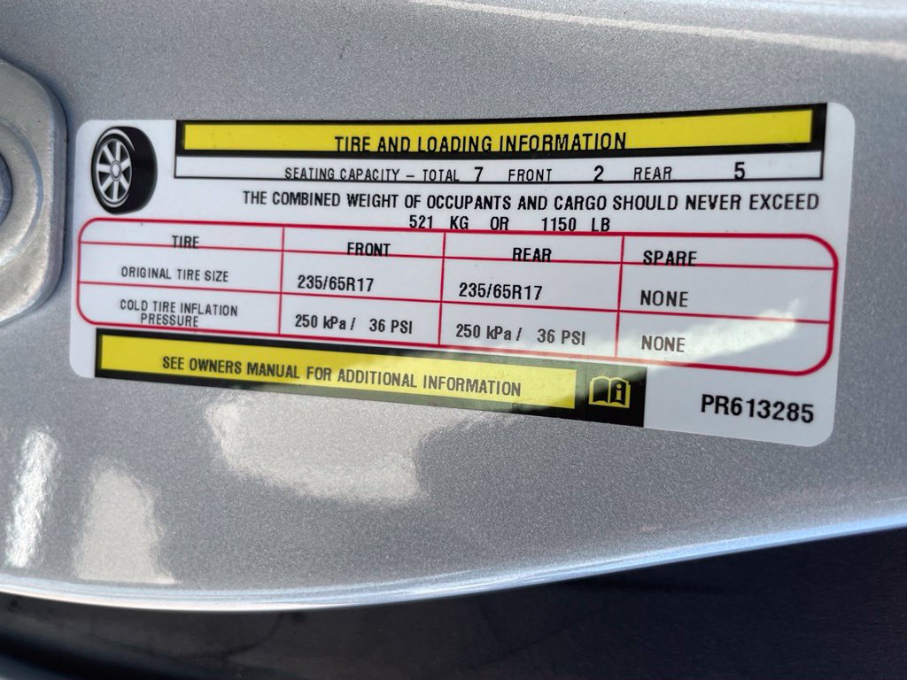 Used 2023 Chrysler Pacifica Touring-L FWD image 34