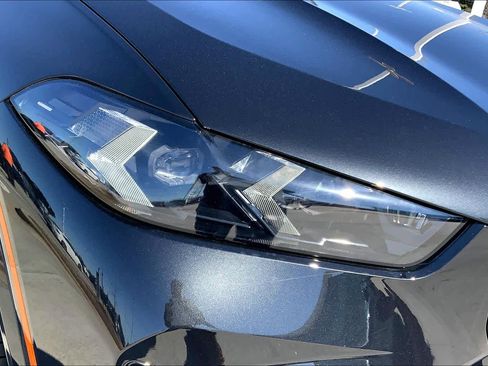 Used 2026 BMW X5 sDrive40i w/ M Sport Package image 13