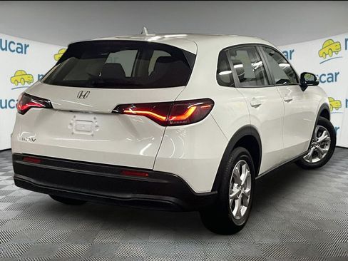 Used 2023 Honda HR-V LX image 6