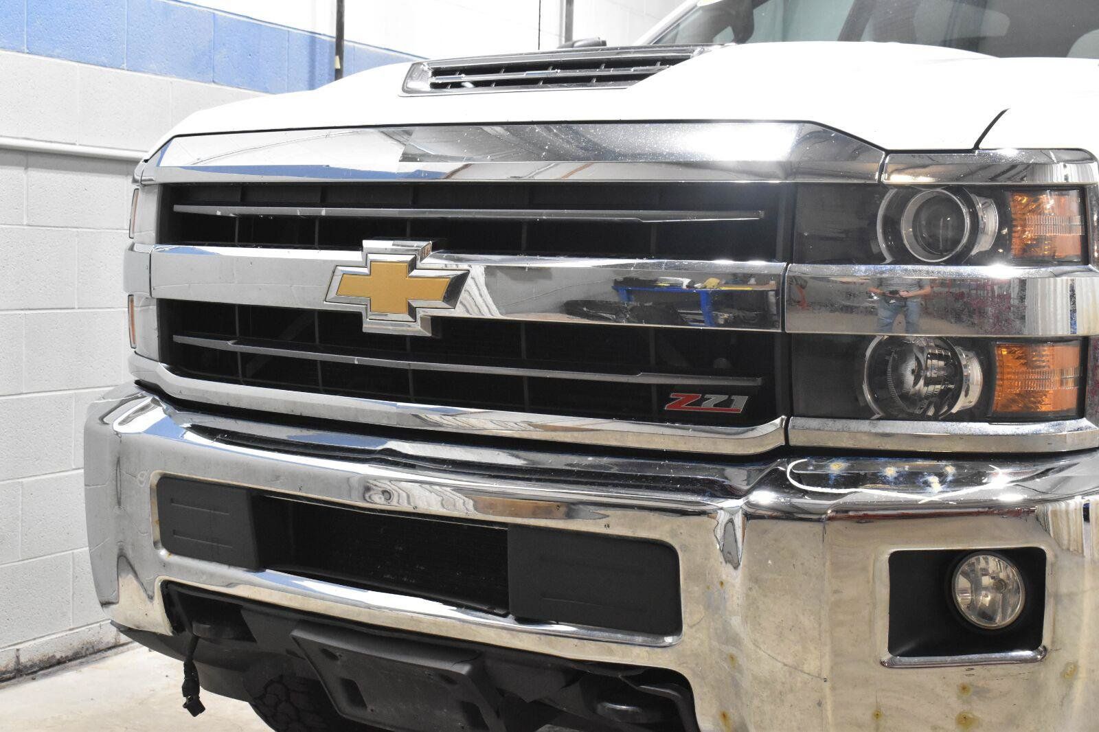 Used 2019 Chevrolet Silverado 2500 LT w/ Z71 Package, Off-Road AWD/4WD image 30