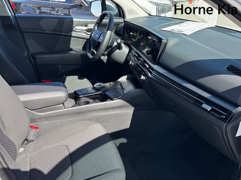 New 2026 Kia Sportage LX FWD image 20