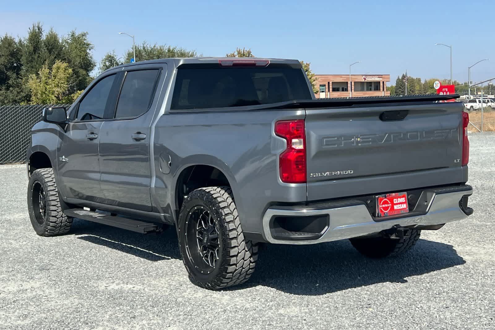 Used 2020 Chevrolet Silverado 1500 LT w/ Texas Edition RWD image 7
