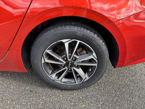 Certified 2024 Kia Forte LXS image 32