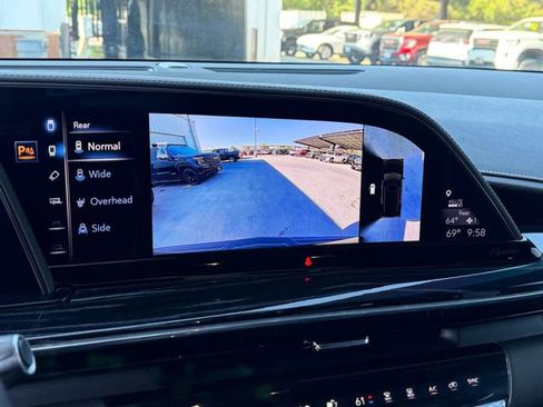 Used 2023 Cadillac Escalade Sport image 11