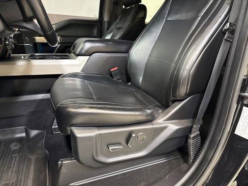 Used 2019 Ford F250 Lariat w/ Lariat Ultimate Package image 17