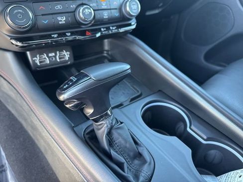 Used 2025 Dodge Durango R/T image 30