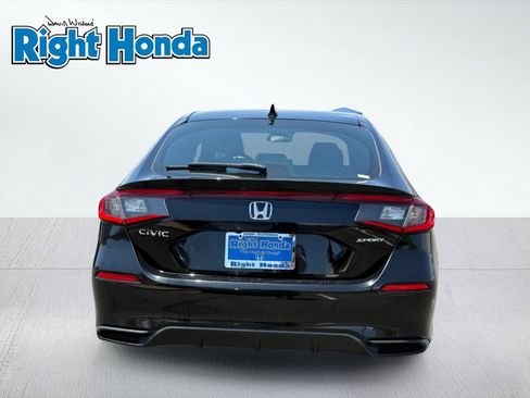 Used 2024 Honda Civic Sport image 7