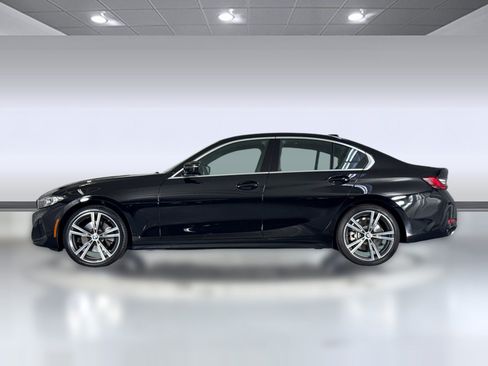 Used 2024 BMW 330i Sedan w/ Convenience Package RWD image 2