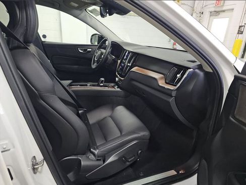 Used 2024 Volvo XC60 T8 Plus w/ Protection Package Premier AWD/4WD image 16