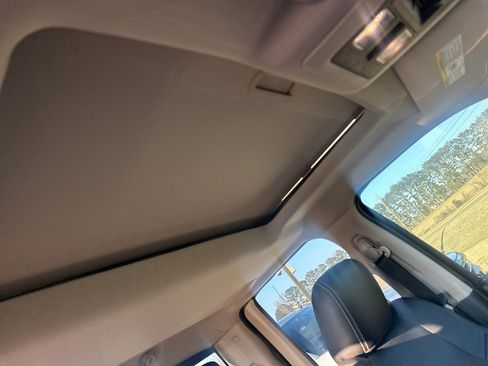 Used 2014 RAM 1500 Sport w/ Sport Premium Group image 11