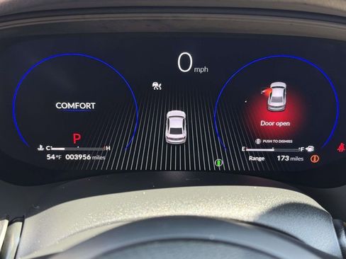 Certified 2025 Acura TLX w/ Technology Package image 15