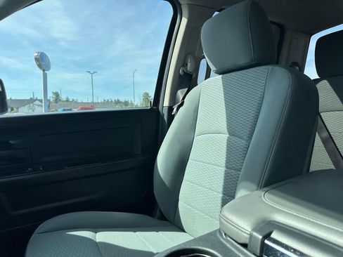 Used 2014 RAM 1500 Express AWD/4WD image 19