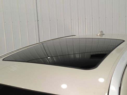 Used 2017 Volvo XC60 T5 Inscription w/ Preferred Option Package image 12