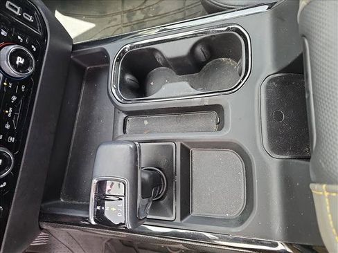 Used 2023 Chevrolet Silverado 1500 ZR2 w/ Technology Package image 18