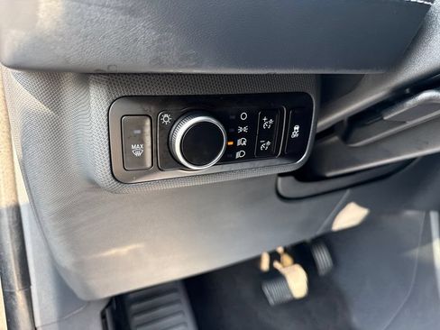 Used 2025 Ford Mustang Mach-E Premium AWD/4WD image 21