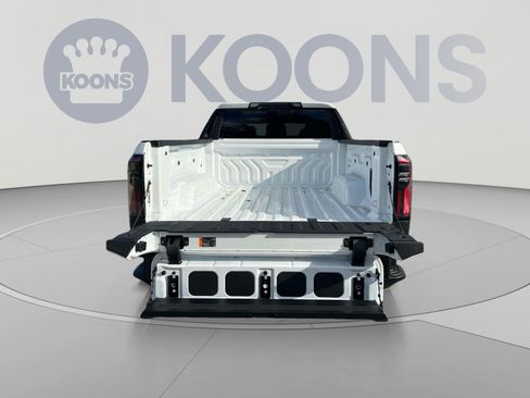 New 2026 GMC Sierra EV Elevation AWD/4WD image 24