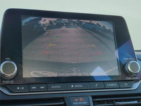 Certified 2024 Nissan Altima 2.5 SV FWD image 16