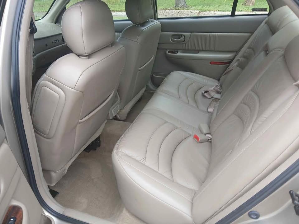Used 2000 Buick Century Limited w/ 2000 Special Edition Pkg FWD image 18